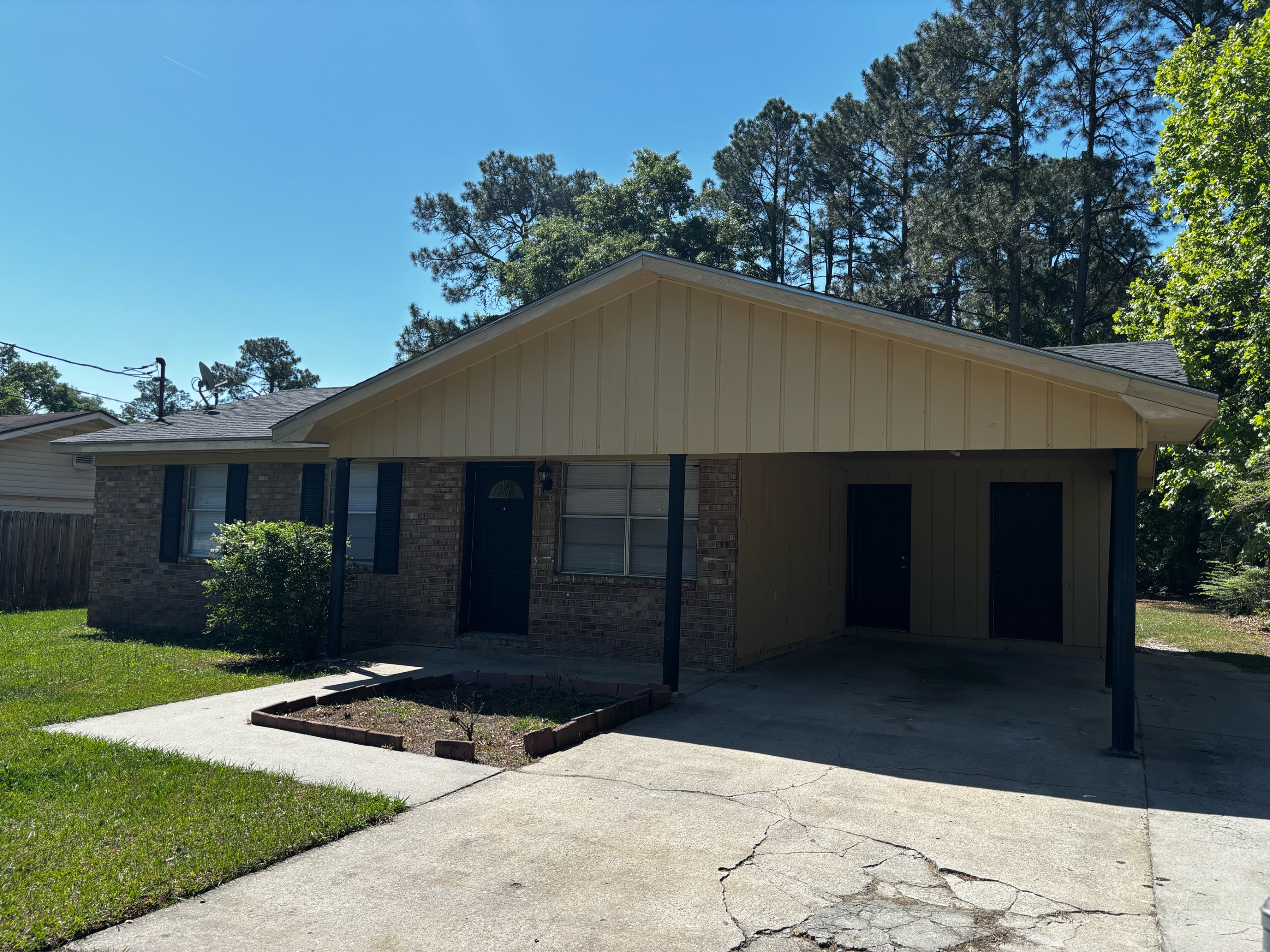 709 Fleming Rd